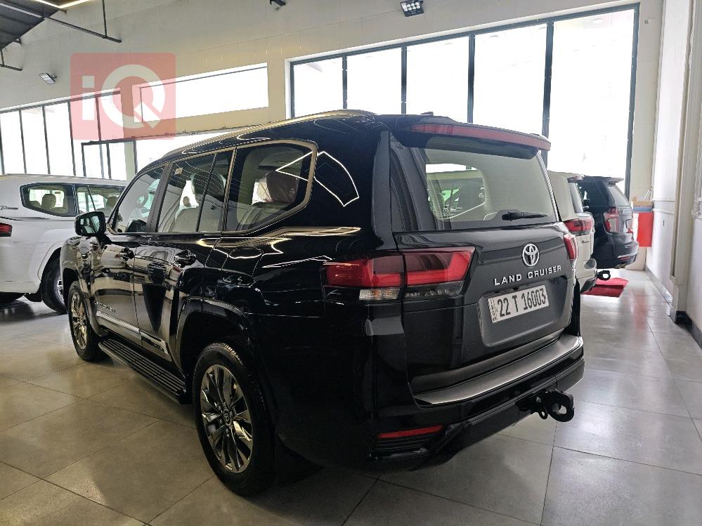 تويوتا لاندكروزر